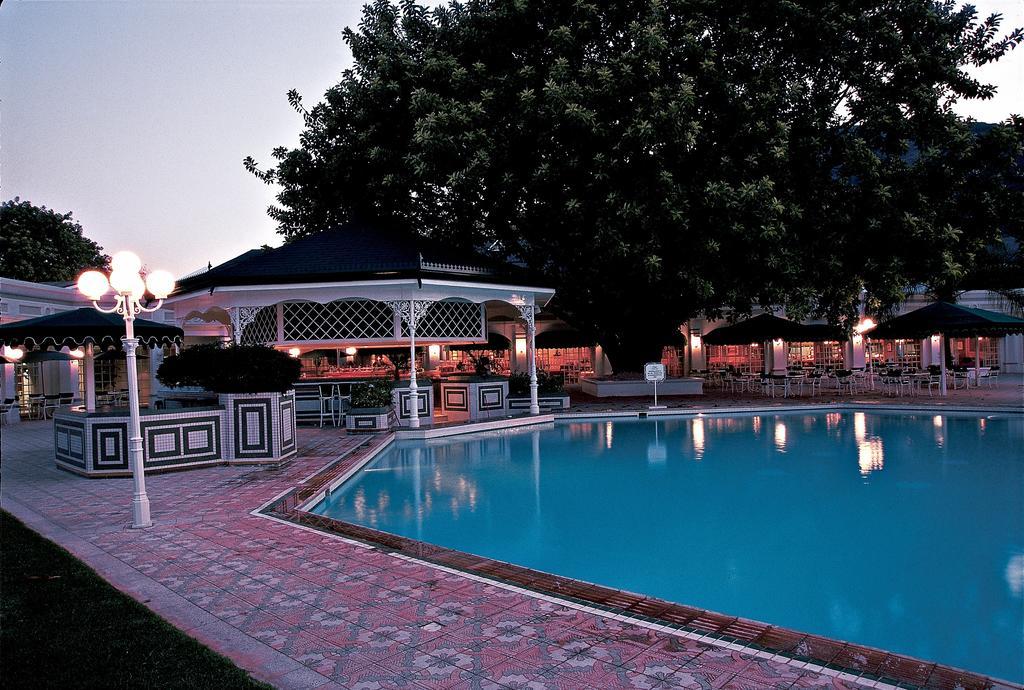 Lugogo Sun Hotel Езулвини Екстериор снимка